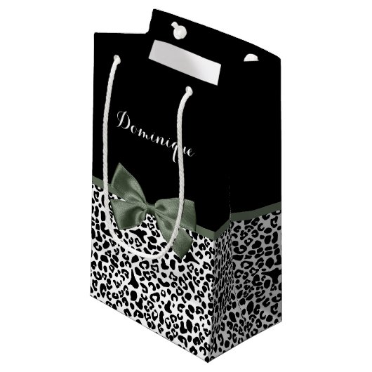 Leopard Print Animal Muster Dunkelgrüner Bow Kleine Geschenktüte (Vorderseite Schrägansicht)