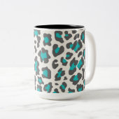 Leopard Print Aqua, grau, weiß Zweifarbige Tasse (VorderseiteRechts)