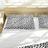 Leopard Print Black and White Kissenbezug