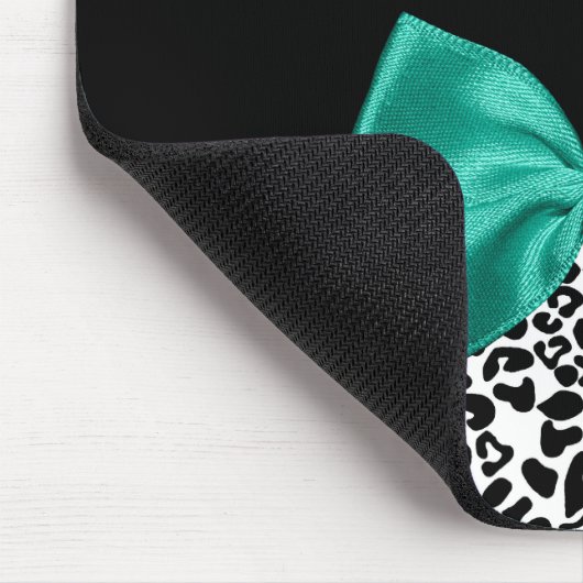 Leopard Print Emerald Green Ribbon Bow Chic Name Mousepad (Ecke)