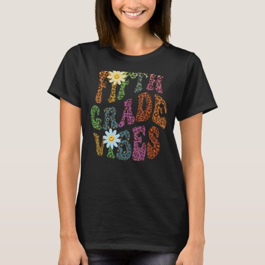 Leopard Print FÜNFTE GRADE VIBES Lehrer Friedens-L T-Shirt (Vorderseite)
