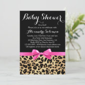 Leopard Print Hot Pink Bow Girl Babydusche Einladung (Stehend Vorderseite)