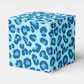 Leopard Print in Light Blue to Dark Denim Blue Geschenkschachtel (Vorderseite)
