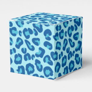 Leopard Print in Light Blue to Dark Denim Blue Geschenkschachtel