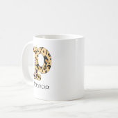 Leopard Print Initial Lowercase p und Name Kaffeetasse (Vorderseite Links)