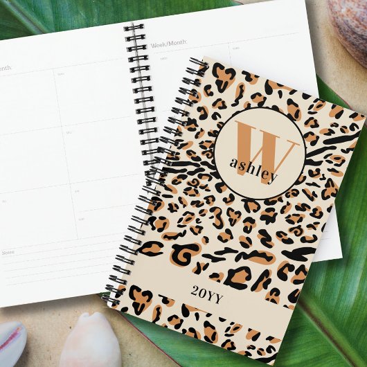 Leopard Print Modern Mit Monogramm 2023 Planer