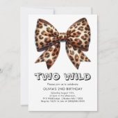 Leopard Print Two Wild Bow 2. Geburtstag Einladung (Vorderseite)