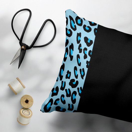 Leopard Print, Zebra Print, Animal Print, Blue Kissenbezug