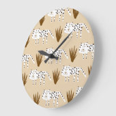 Leopard Print: Zeitloses Muster. Große Wanduhr (Winkel)