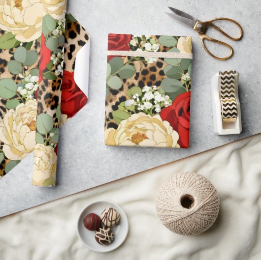 Leopard & Red Rose Muster - Schickes florales Tier Geschenkpapier (Basteln)