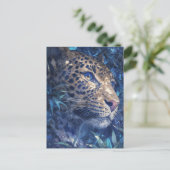 Leopard schaut durch Indigo-Aquarell-Dschungel Postkarte (Stehend Vorderseite)