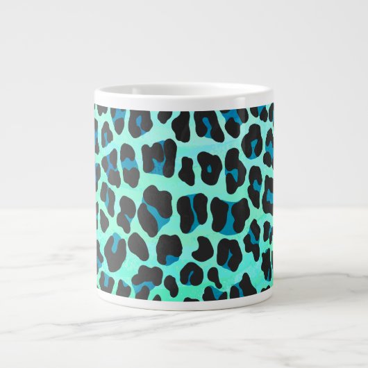 Leopard Schwarz und Aquamarin Jumbo-Tasse (Vorderseite)