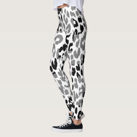 Leopard Skin Pattern Leggings (Links)
