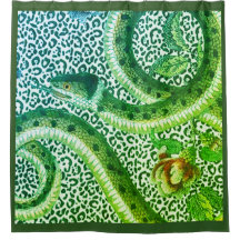 LEOPARD SNAKE IN GREEN
