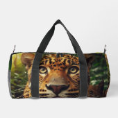 Leopard Stares beim Wasserlappen im Dschungel Duffle Bag (Rückseite)