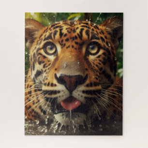 Leopard Stares beim Wasserlappen im Dschungel Puzzle