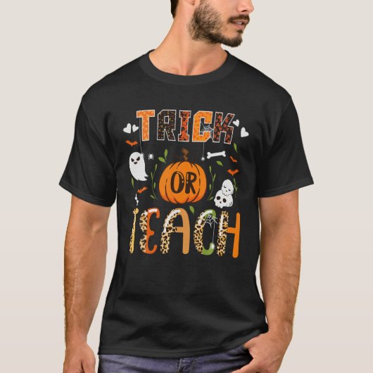 Leopard Trick Or Teach Cute Halloween Teacher Boo T-Shirt (Vorderseite)