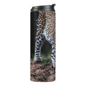 LEOPARD WALKING IN WILD THERMOSBECHER (Nach links gedreht)
