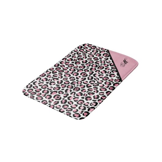 Leoparddruck in rosa weiß und schwarz mit Monogram Badematte (Schrägansicht)