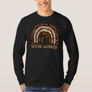 Leoparden schauen Regenbogen Ich bin Sozialarbeite T-Shirt