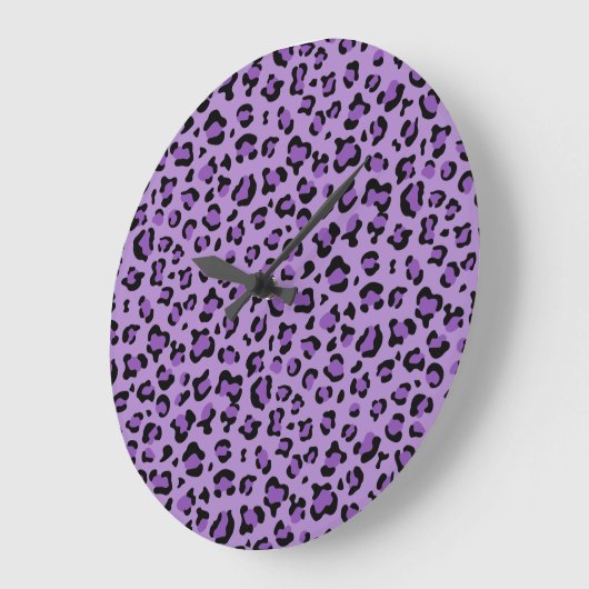Leopardendrucke, Leoparden-Spots, Lila Leopard Große Wanduhr (Winkel)