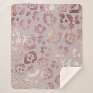 Leopardenhaut: Rose Gold Eleganz. Sherpadecke