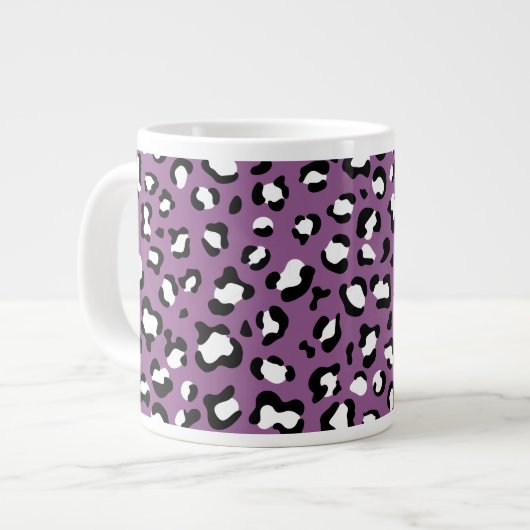 Leopardenmuster, Leoparden, Lila Leopard Jumbo-Tasse (Vorderseite Links)