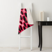 Leopardentextur in Schwarz und Rot Sherpadecke (Beispiel)