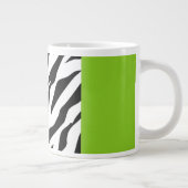 Leopardrucke, Zebra Print, Tierdruck, grün Jumbo-Tasse (Rechts)