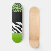 Leopardrucke, Zebra Print, Tierdruck, grün Skateboard (Vorderseite)