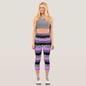 Leopardrucke, Zebra Print, Tierdruck, Lila Capri Leggings (Vorderseite)