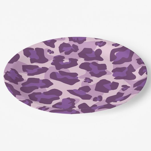 Leopardtierdruck in lila Tönen Pappteller (Schrägansicht)