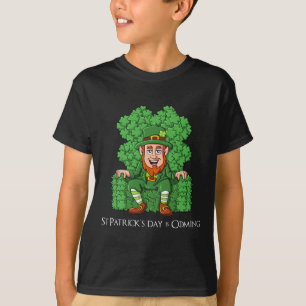 Leprechaun auf Clover Throne St Patricks Day Boys T-Shirt
