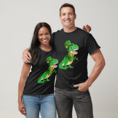 Leprechaun Dinosaur Tuxedo und Kleeblatt für St Pa T-Shirt (Unisex)