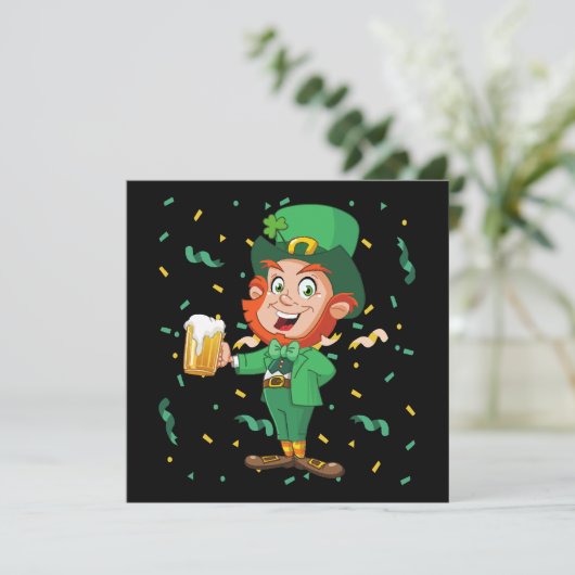 Leprechaun Drinking Beer St. Patrick's Day (Stehend Vorderseite)