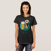 Leprechaun Flamingo Beer Irish Flamingo St Patrick T-Shirt (Vorne ganz)