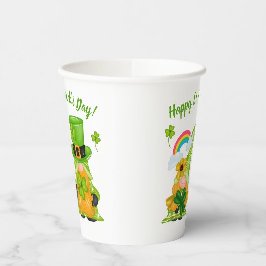 Leprechaun Gnome Kleeblatts St. Patrick's Day Pappbecher (Links)