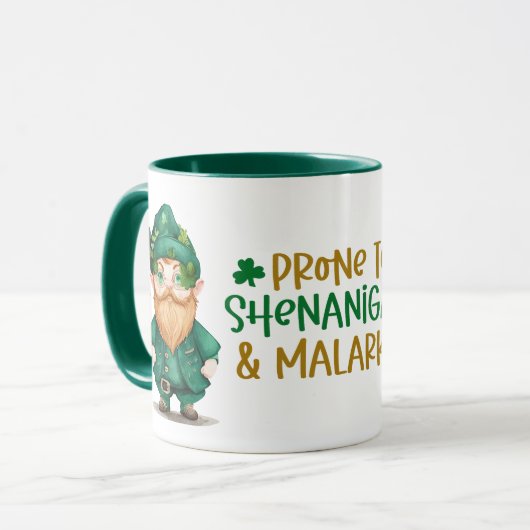 Leprechaun Gnome Prone to Shenanigans Tasse (Vorderseite Links)