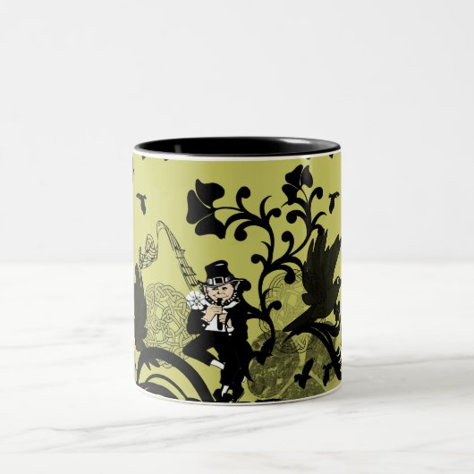 Leprechaun in Schwarz Zweifarbige Tasse (Mittel)