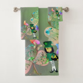 Leprechaun Kleeblatts "Happy St. Patrick's" Badhandtuch Set (Insitu)