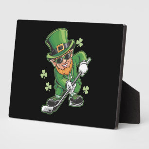 Leprechaun Playing Hockey St Patrick's Day Fotoplatte