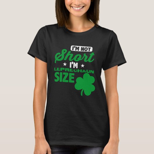 Leprechaun Short Person St Patricks Day Drinking T-Shirt (Vorderseite)