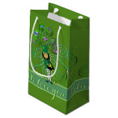 Leprechaun St. Patrick's Day Kleine Geschenktüte (Rückseite Schrägansicht)