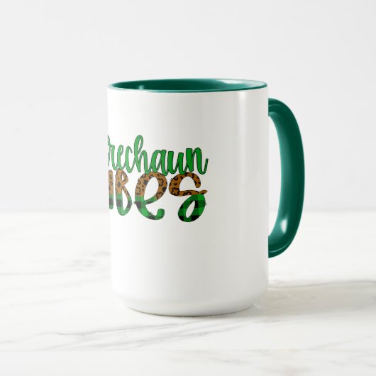 Leprechaun vibes tasse (VorderseiteRechts)