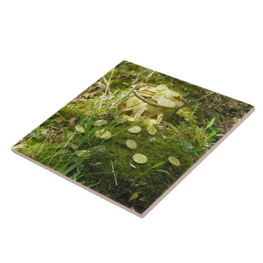 "Leprechaun's Pot of Gold in Moss!" Fliese (Seite)