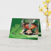 Leprechauns St Patrick's Day text HGCO1 Karte (Gelbe Blume)