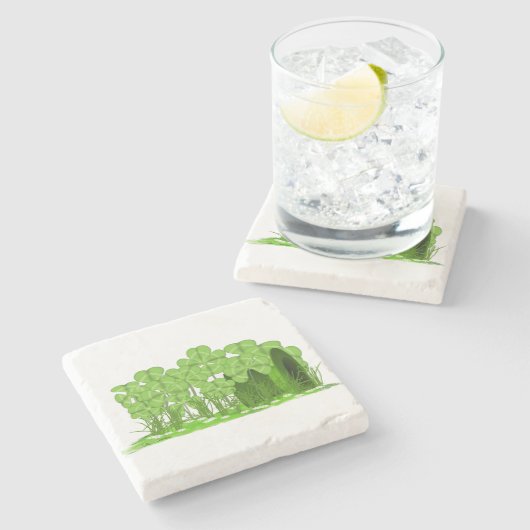 Leprechaun's Top Hat Lying im Bereich der Kleeblät Steinuntersetzer (Seitenansicht)