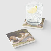 Les Noisettes: Junge Mädchen sammeln Haselnüsse Steinuntersetzer (Seitenansicht)