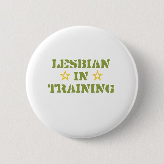 LESBE IM TRAINING BUTTON (Vorderseite)
