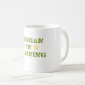 LESBE IM TRAINING KAFFEETASSE (VorderseiteRechts)